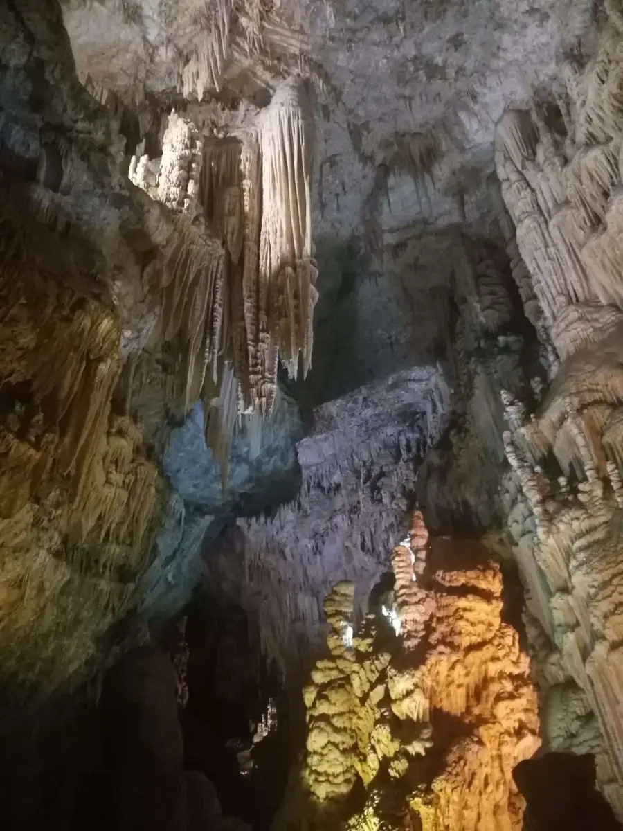 Interior Gruta Jeita, Líbano
