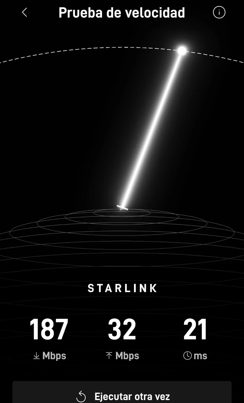 Prueba de velocidad de la app de Starlink con 187 megabits por segundo de bajada, 32 de subida y 21 milisegundos de latencia