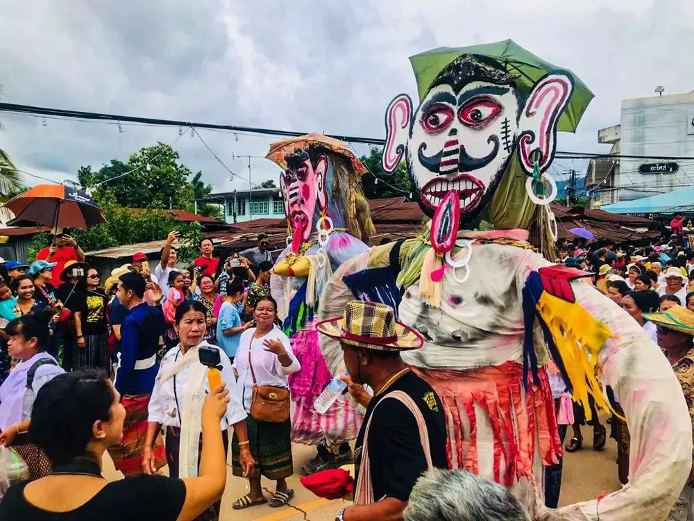festival phi ta khon