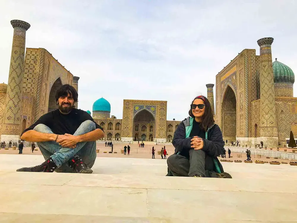 En la plaza Registan
