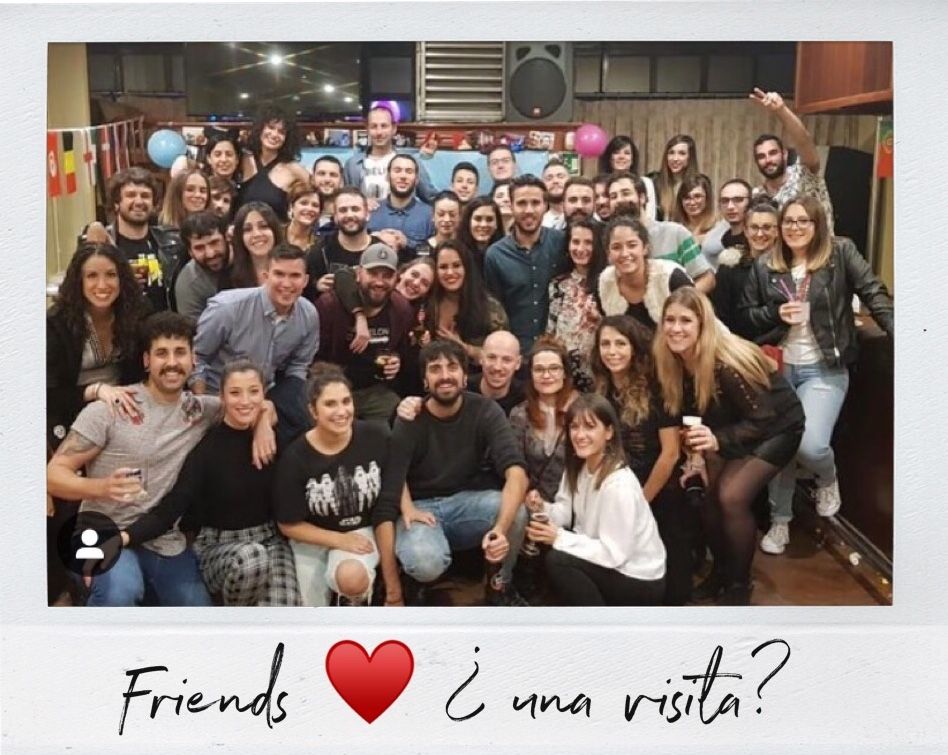 Nuestra fiesta de despedida con nuestros amigos