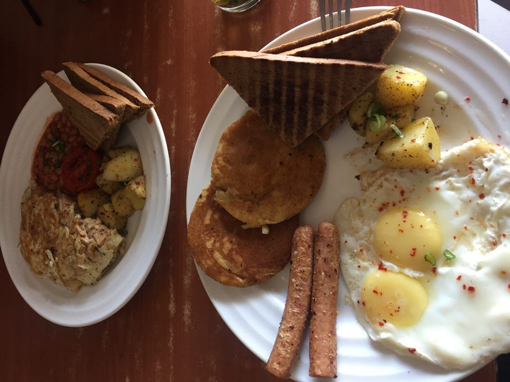 Desayuno continental después de varias semanas a base de curry